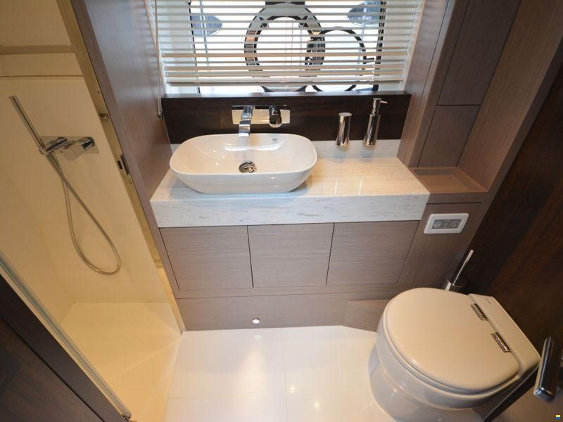 Sunseeker Manhattan 55