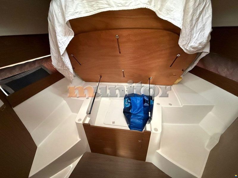 Jeanneau Merry Fisher 895