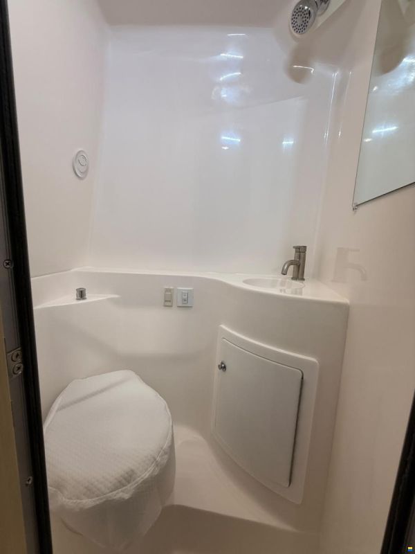 Regal 26 Express