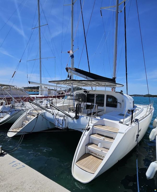 Lagoon 410 S2