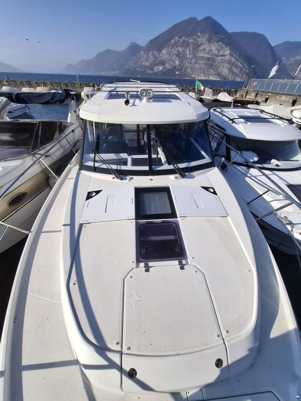 Jeanneau Merry Fisher 10.95