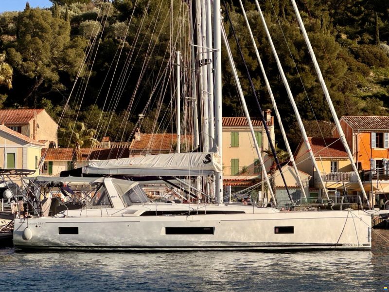 Beneteau Oceanis 51.1