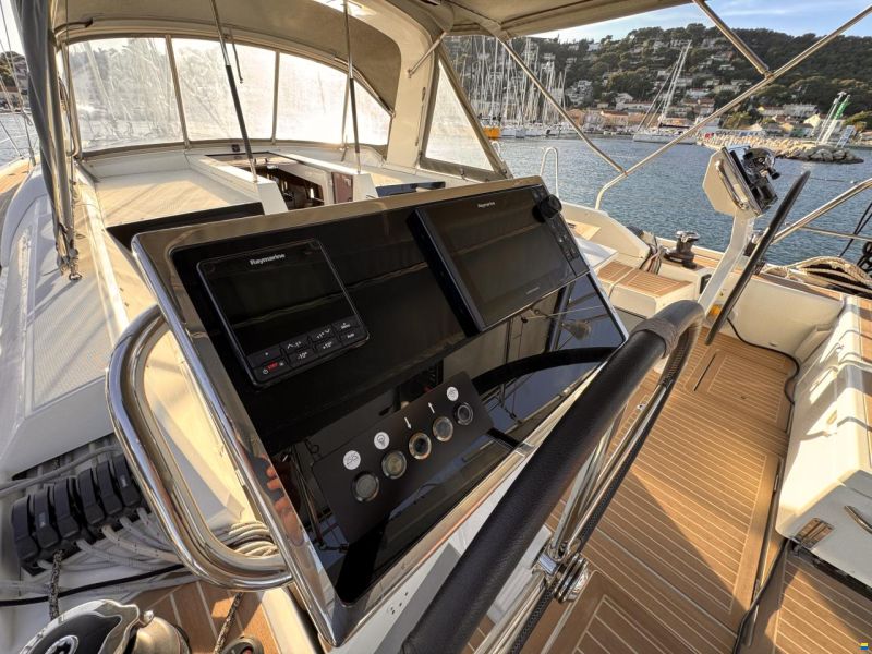 Beneteau Oceanis 51.1
