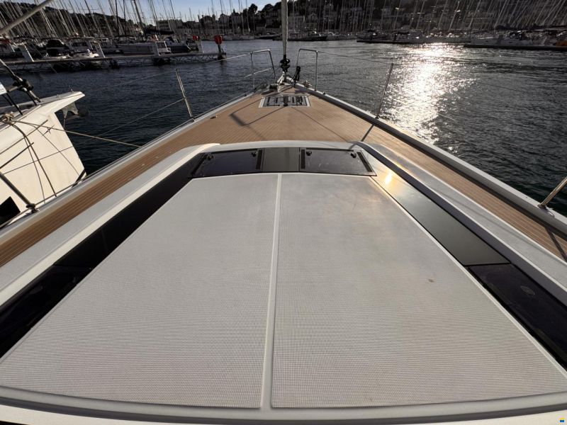 Beneteau Oceanis 51.1