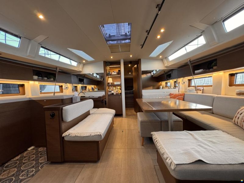Beneteau Oceanis 51.1