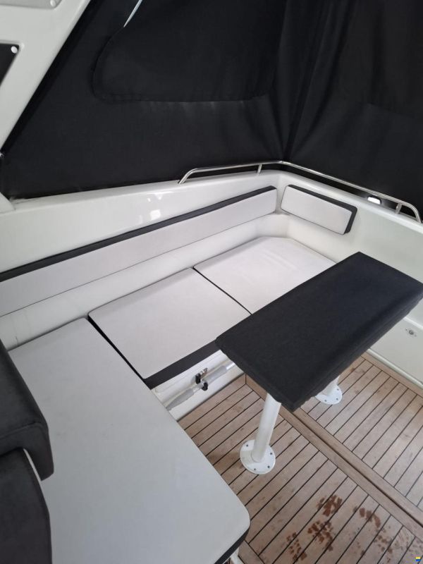 Sealine 328