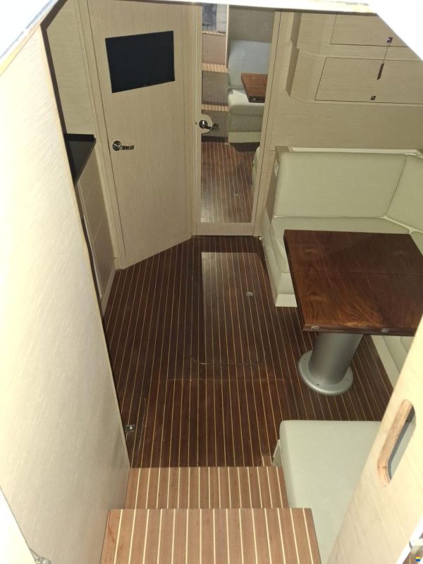 Sealine 328