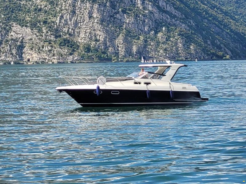 Sealine 328