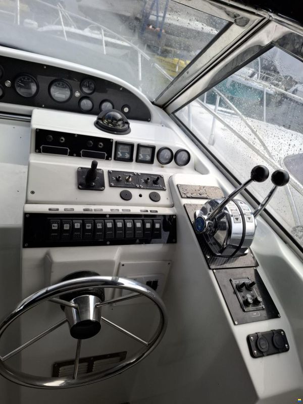 Sealine 328