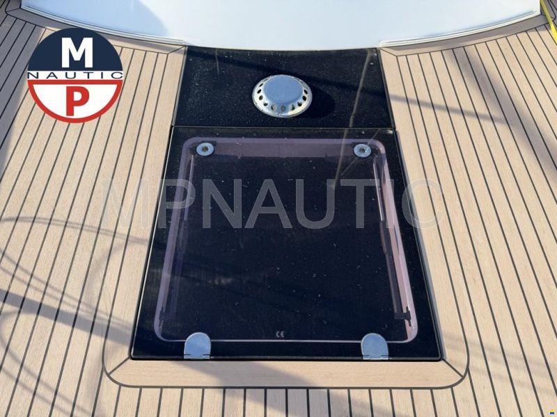 Delta powerboats 33 coupe