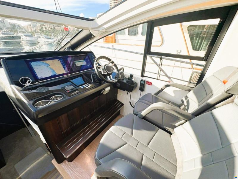 Sunseeker Predator 55 EVO