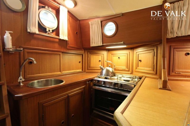 Danish Rose 31