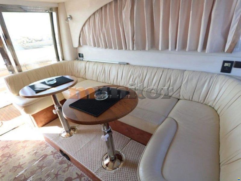 Galeon 330 Fly