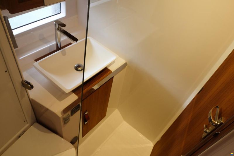 Rhéa 34 Trawler Fly Sedan