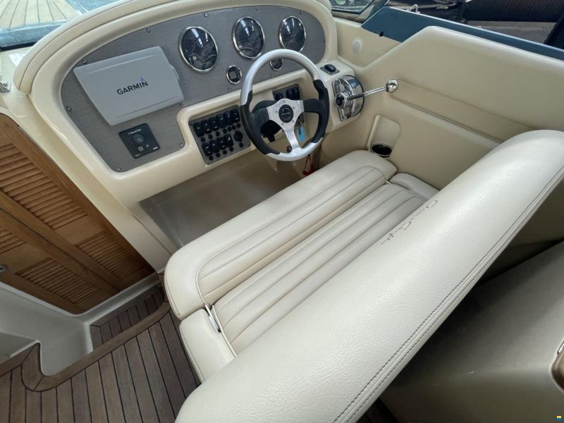 Chris Craft Corsair 28