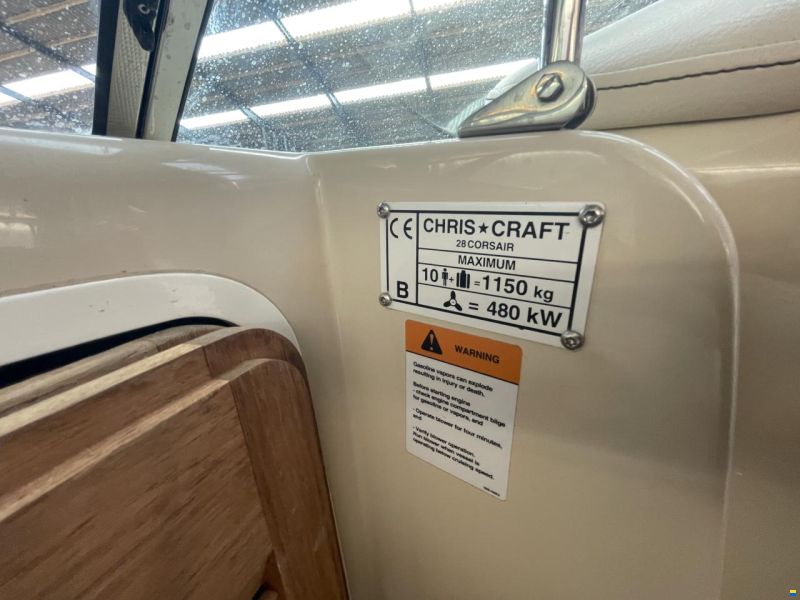 Chris Craft Corsair 28