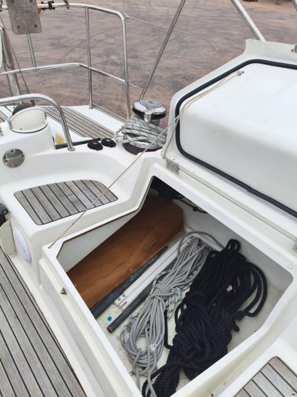 Jeanneau 53