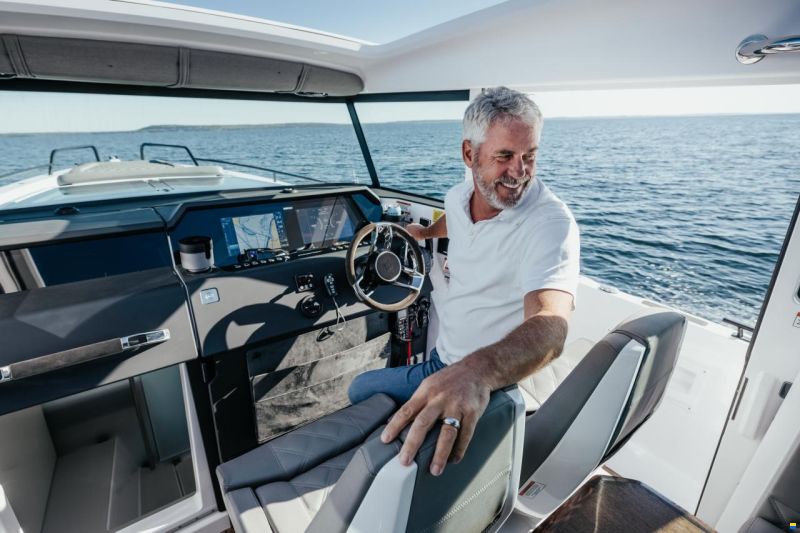 Axopar 37 Cross Cabin