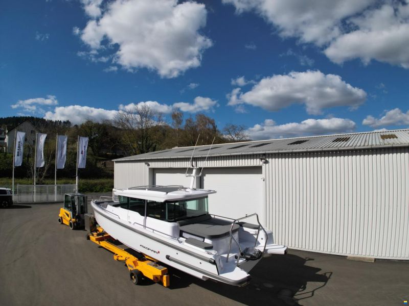 Axopar 37 Cross Cabin