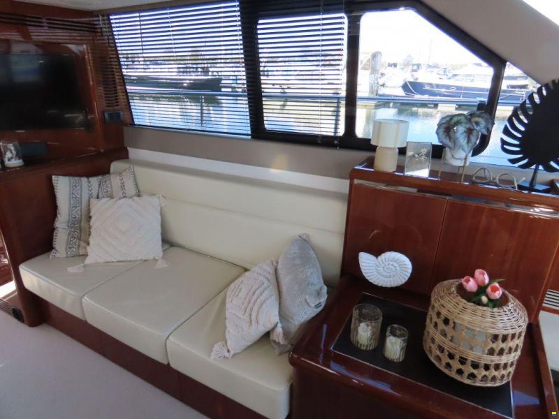 Sealine F42