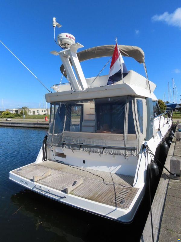 Sealine F42