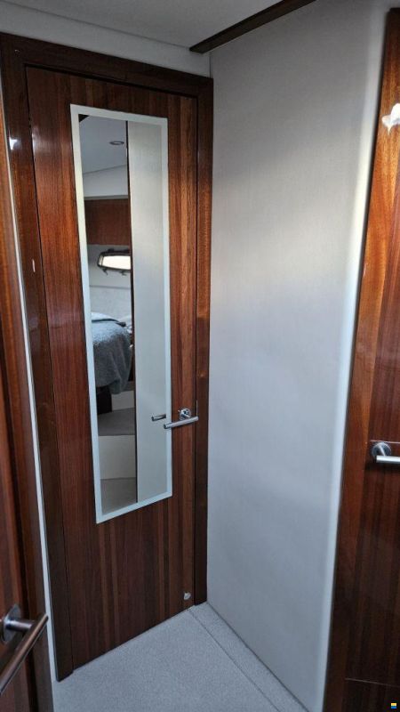 Sealine F42