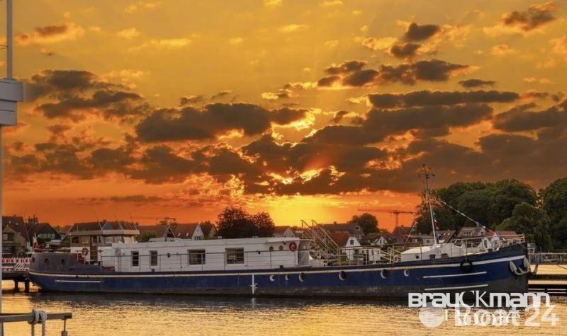 Werftbau Commodore 35