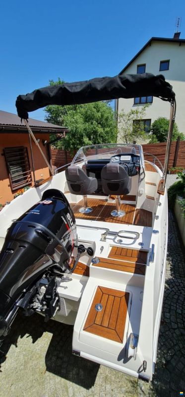 Admiral Boats Ocean Master 640 WA