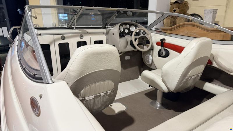 Stingray 200 CX