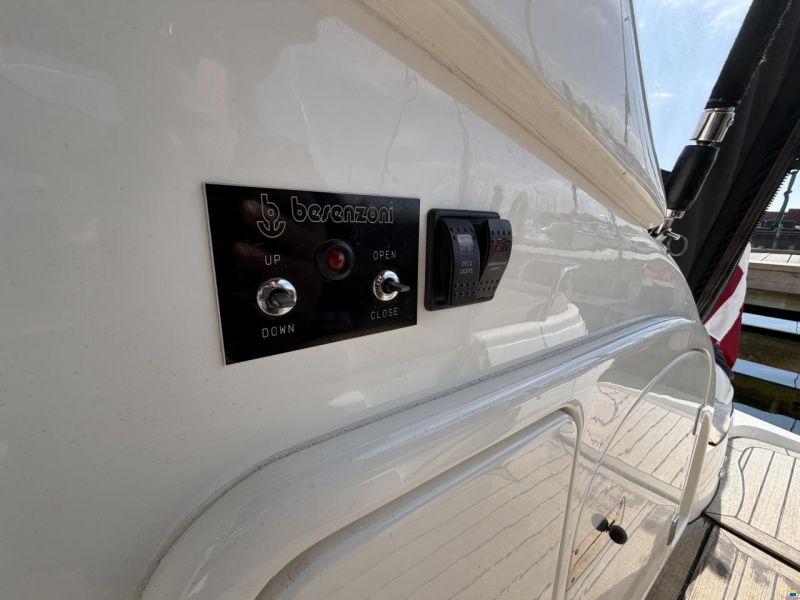 Sunseeker Camargue 44