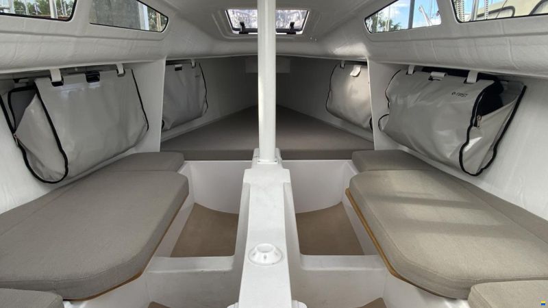 Beneteau First 24