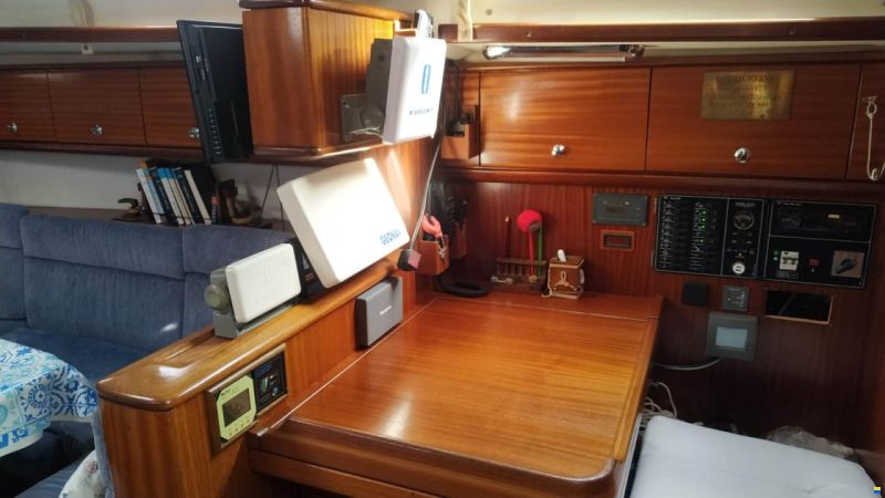 Bavaria 44