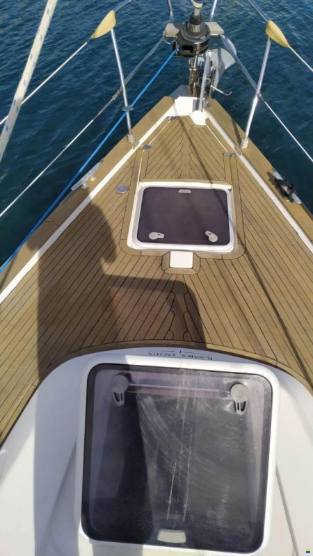Bavaria 44