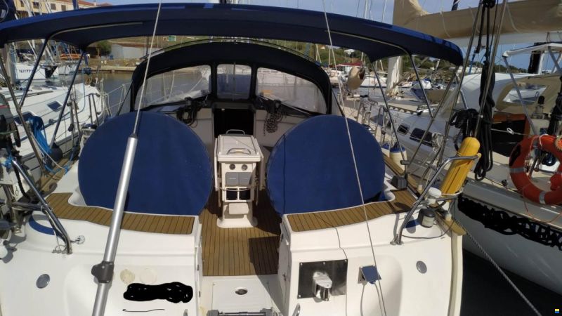 Bavaria 44