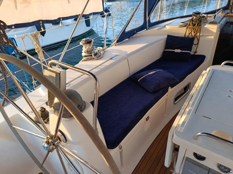 Bavaria 44