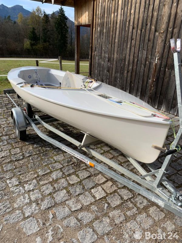 Mader Finn Dinghy