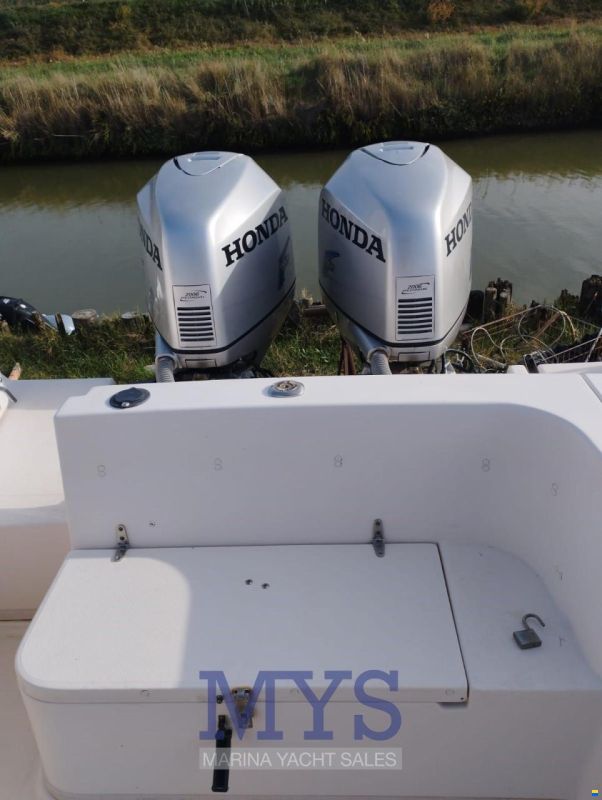 Grady White Boats 248 Voyager WA