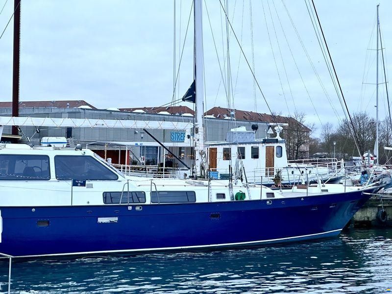 Lancer 72