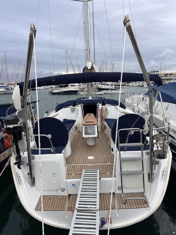 Beneteau Oceanis Cyclades 39