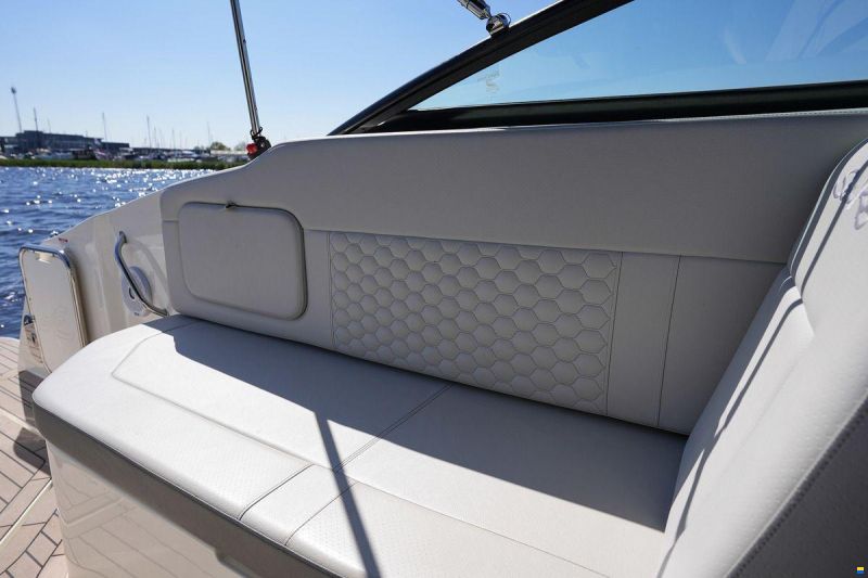 Sea Ray Sundancer 265