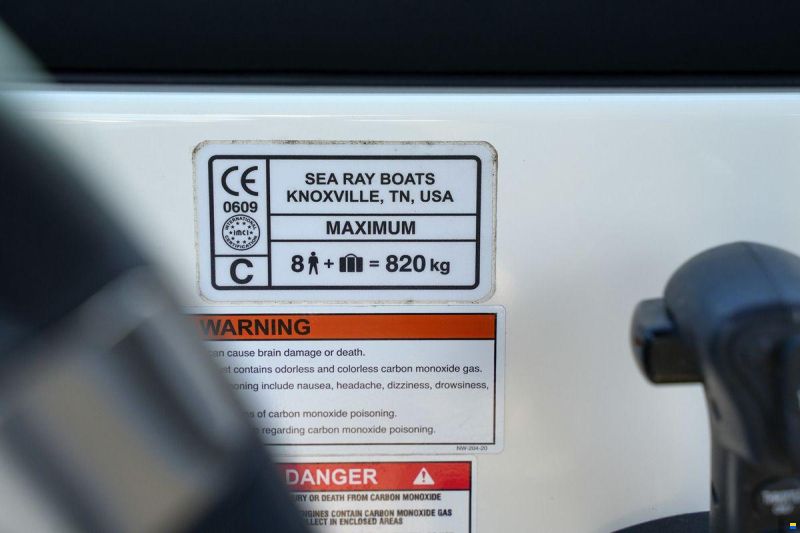 Sea Ray Sundancer 265