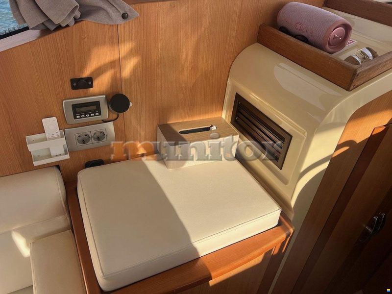 Greenline 33 Hybrid
