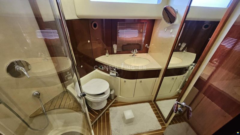 Fairline Squadron 58
