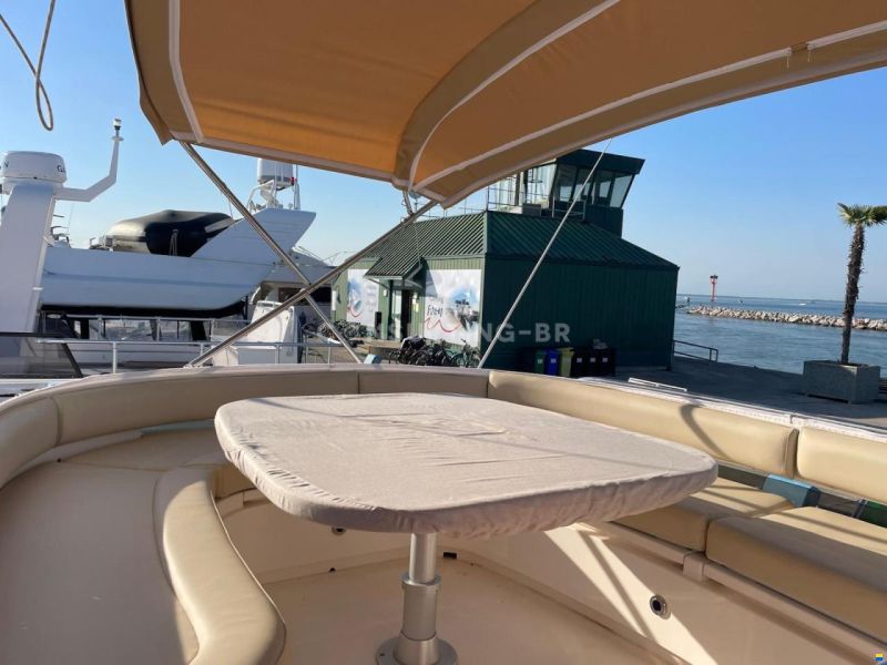 Fairline Squadron 58