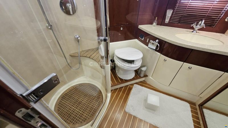 Fairline Squadron 58