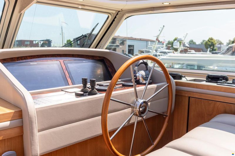 Linssen Grand Sturdy 500 AC Variotop