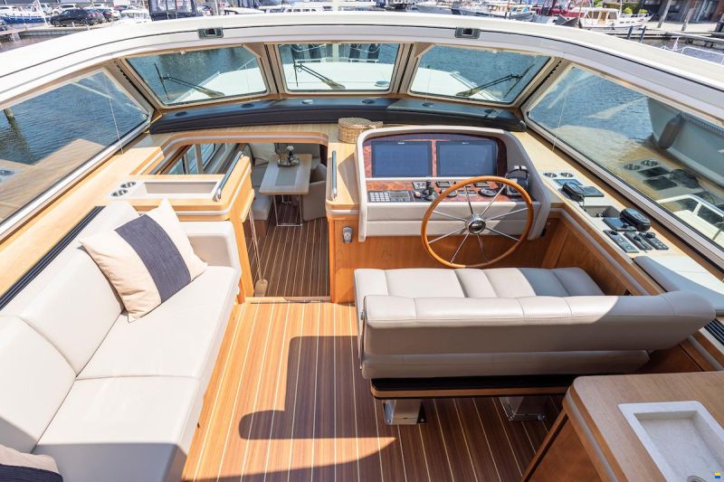 Linssen Grand Sturdy 500 AC Variotop