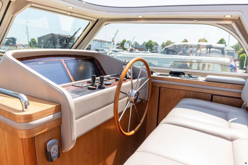 Linssen Grand Sturdy 500 AC Variotop