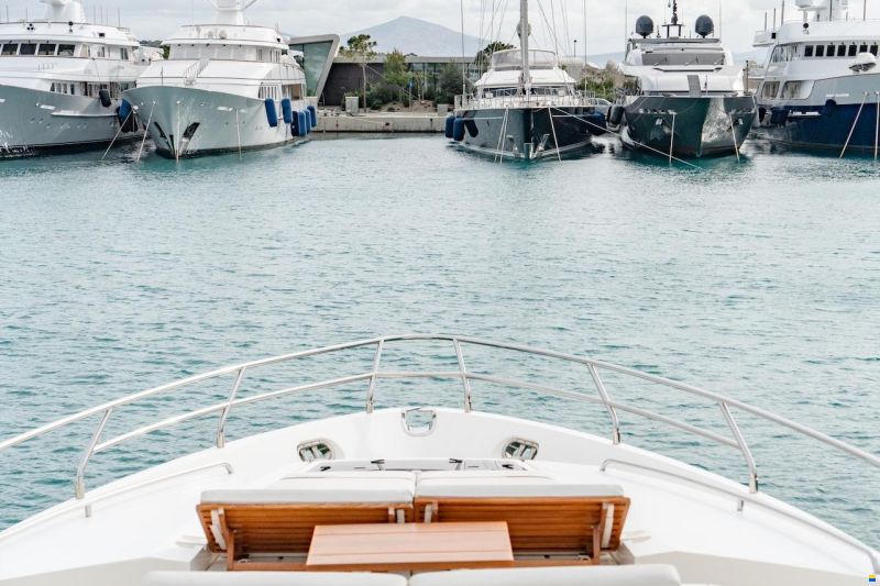 Princess V72