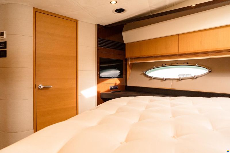 Princess V72